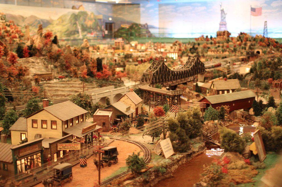 Shartlesville - największa miniaturowa wioska na świecie 14