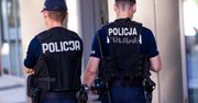 Afera w janowskiej policji. Mundurowi wyprowadzeni w kajdankach