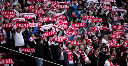 Warszawa. Euro 2020. Strefy kibica już się szykują. A knajpy odkurzają wielkie ekrany