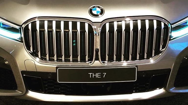 Nowe BMW serii 7 zyska przód podobny do nowego X7 (fot. Stan Rudman/Instagram)