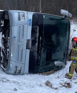 Wypadek autokaru w Bieszczadach. 19 osób jest poszkodowanych