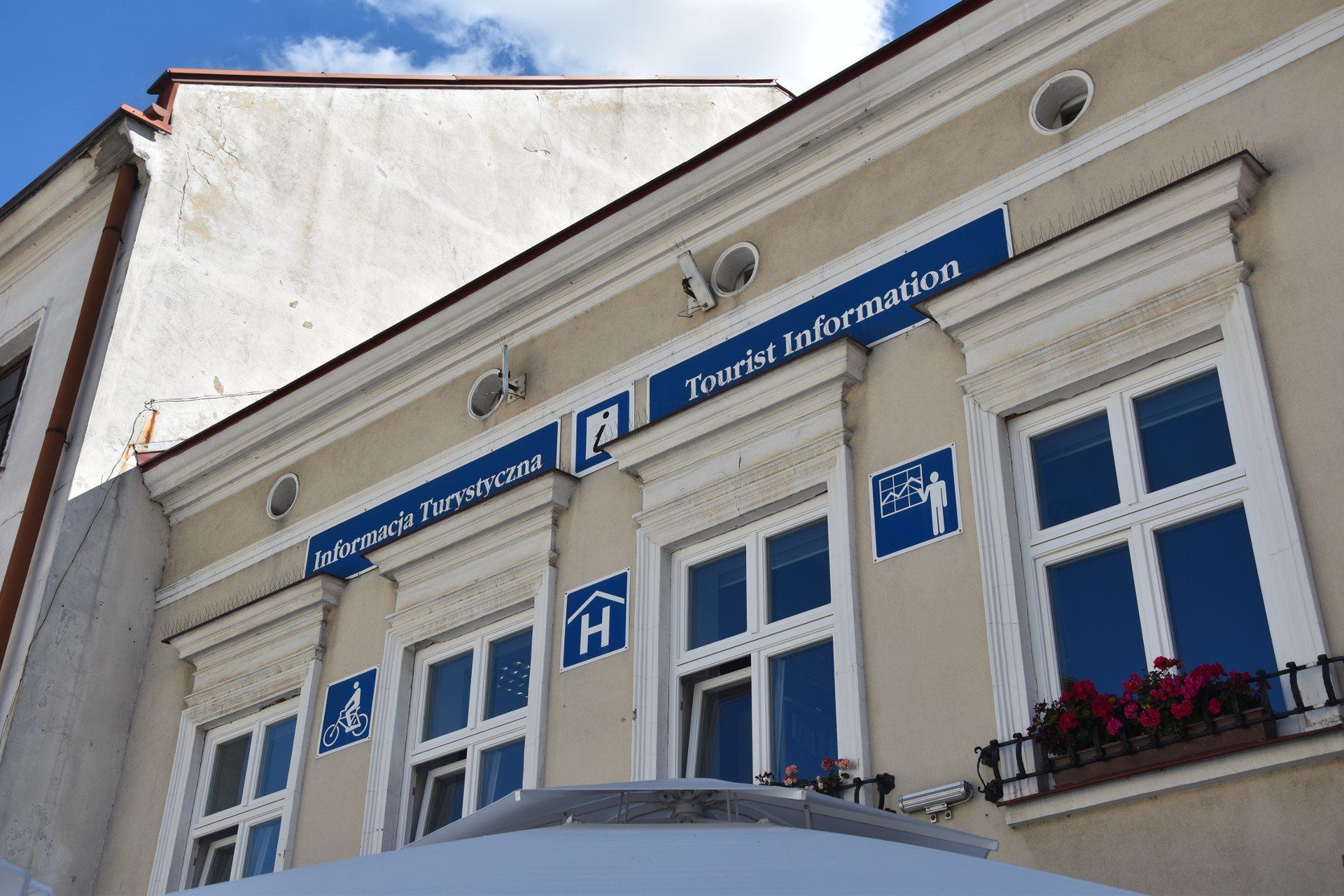 Na Centrum Winiarstwa zaadaptowane zostaną pomieszczenia w kamienicy przy Rynku 7, w których mieści się m.in. Tarnowskie Centrum Informacji