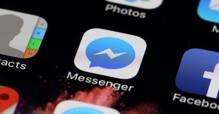 Facebook znów zmienia Messengera. Z aplikacji znika jedna z sekcji