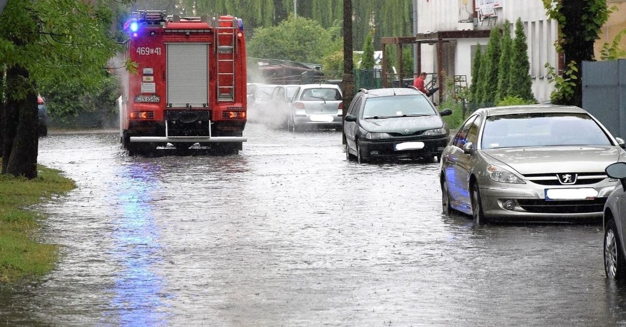 Inowrocław: Były radny podpowiada, jak unikać podtopień podczas ulew