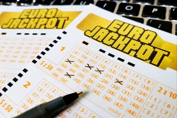 Mamy nowego milionera. Wygrał w Eurojackpot. Oto gdzie kupił los