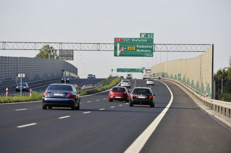 Podróżowanie trasami szybkiego ruchu: błędy i dobre praktyki