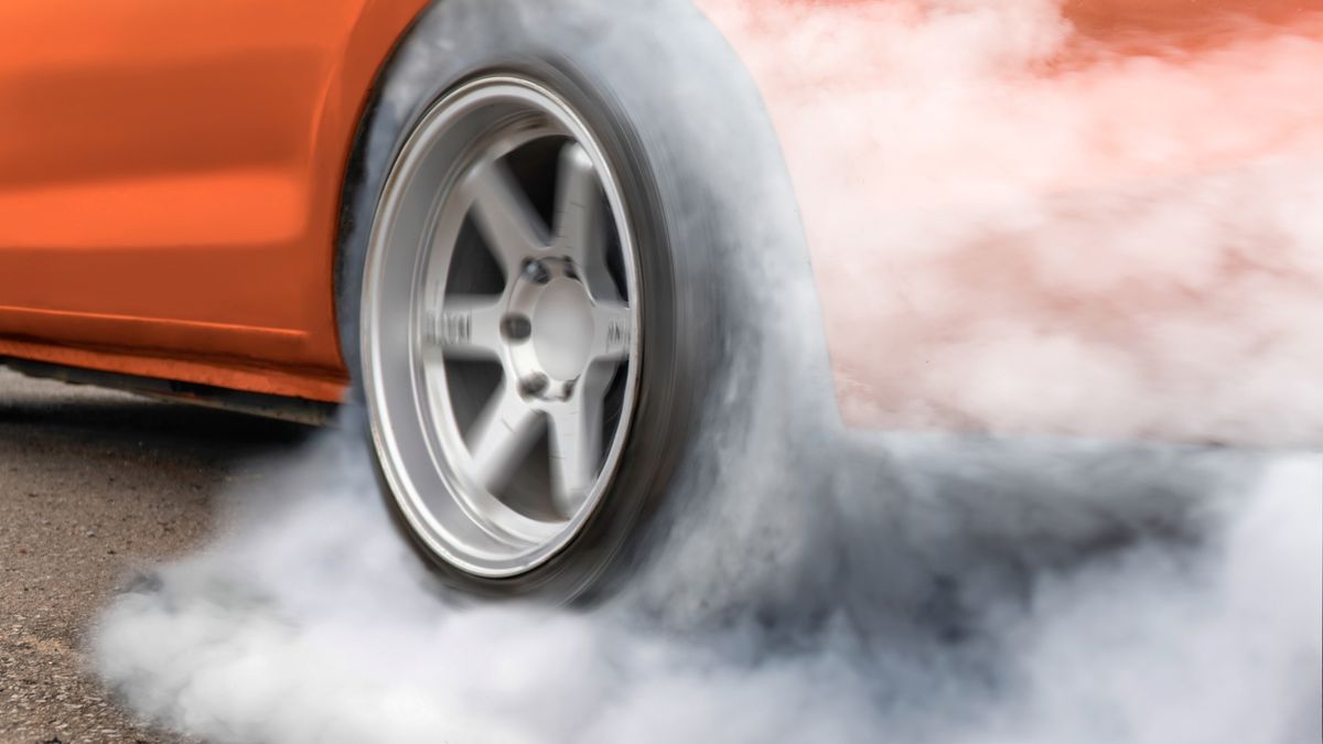 Driftowanie skończyło się dramatem. Zdj. ilustracyjne 