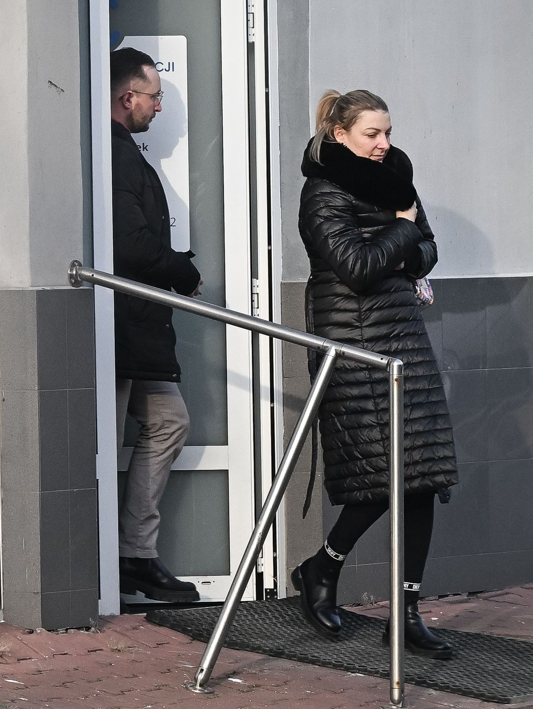 Magdalena Narożna maszeruje z ukochanym na rehabilitację