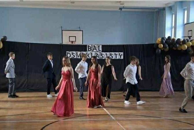 bal ósmoklasisty