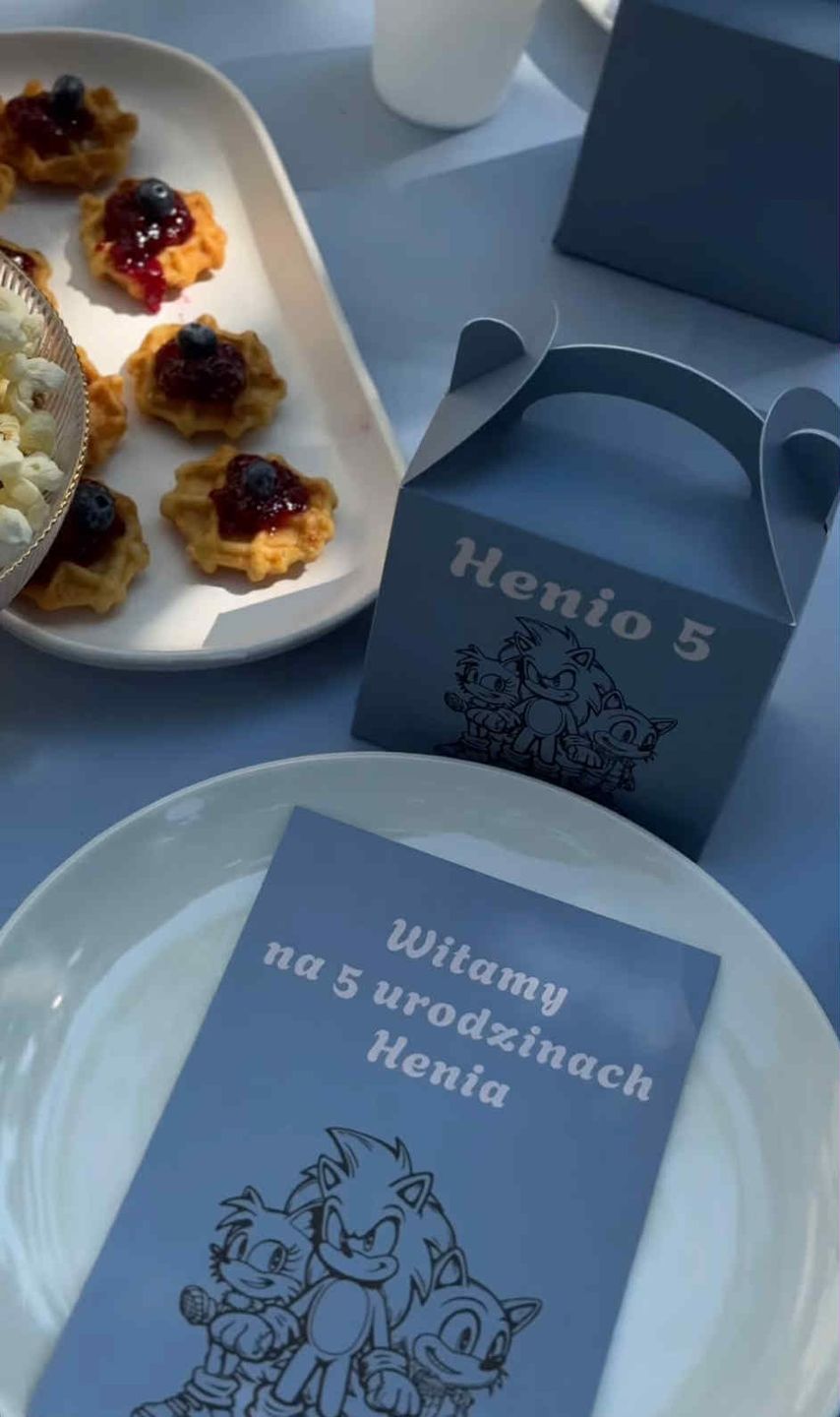 Rozenek urządziła Heniowi wystawne przyjęcie urodzinowe