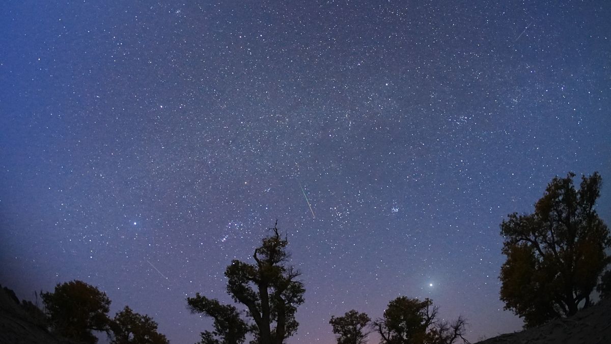 Rój Orionidów to nie jedyny powód, by spojrzeć w niebo