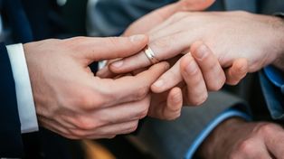Jednodniowe małżeństwo i renta rodzinna? Oto co mówi prawo