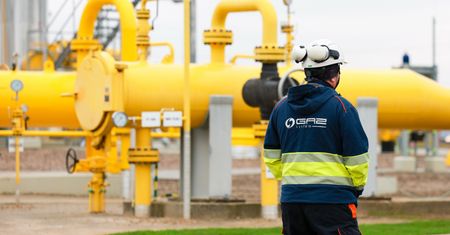Chciał kupić akcje Baltic Pipe. Stracił 266 tys. zł