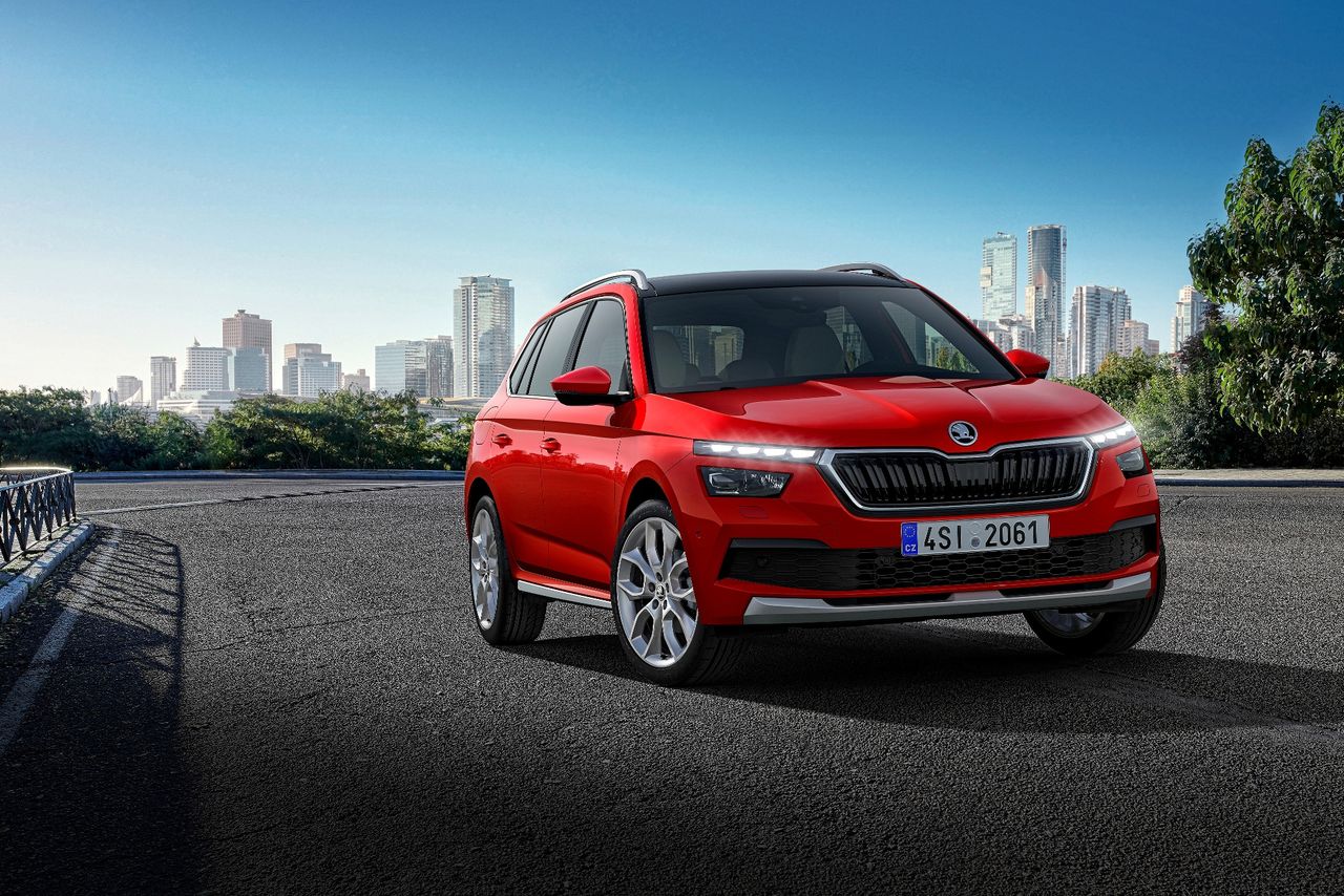 Skoda Kamiq na tle konkurentów z koncernu Volkswagena