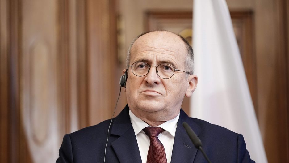 Zbigniew Rau został poddany kwarantannie