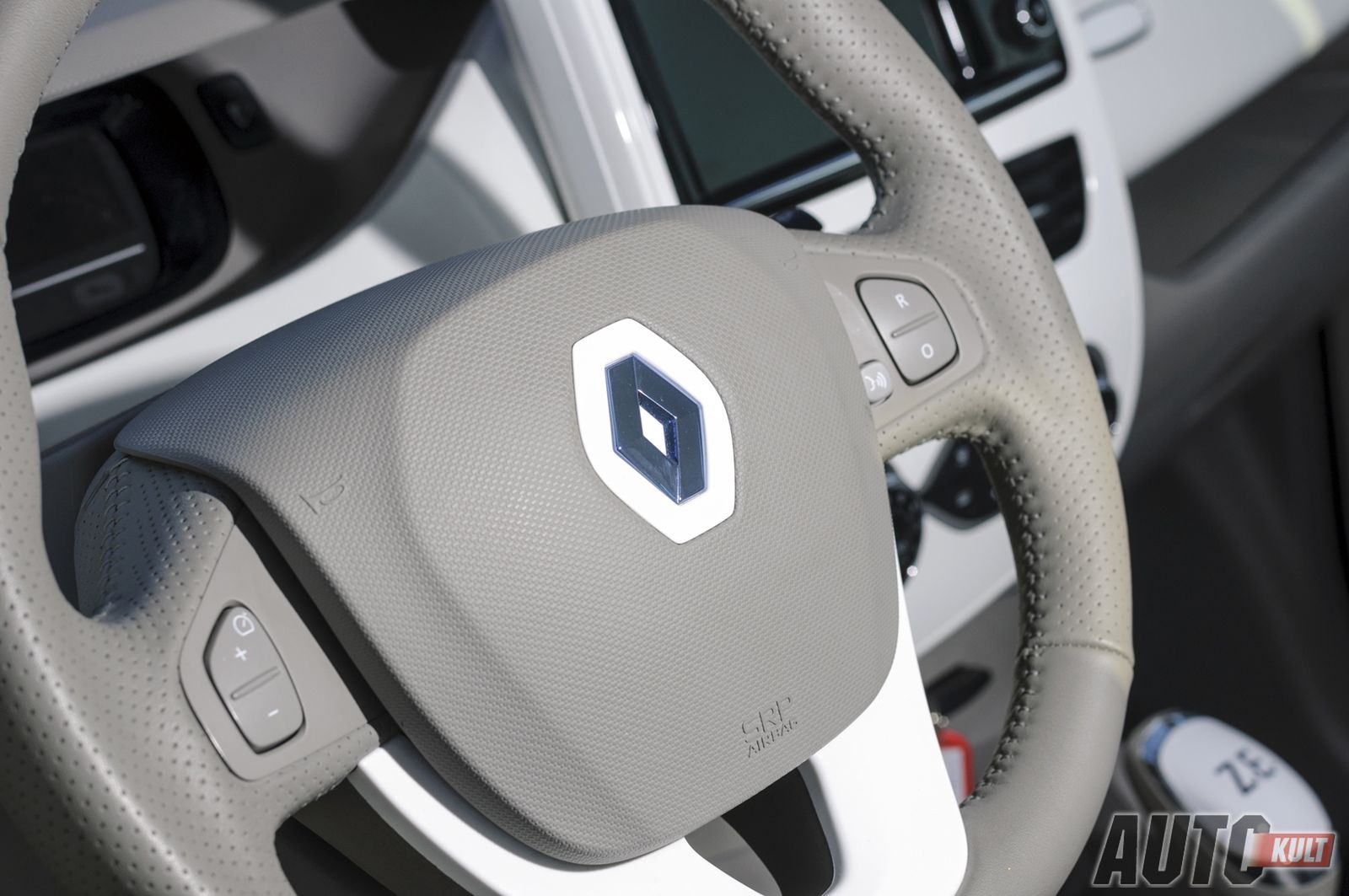 Renault Zoe Zen - test [cześć 1] - galeria zdjęć 17