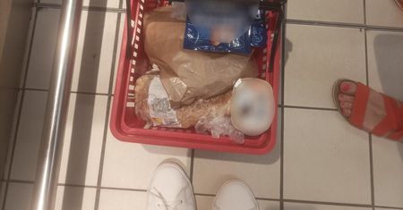 Plaga w warszawskich sklepach. "Kradną wszyscy. Starzy i młodzi"
