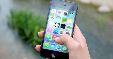 Pozornie zwykła aplikacja, a opłaty gigantyczne! Masz ją w swoim telefonie?