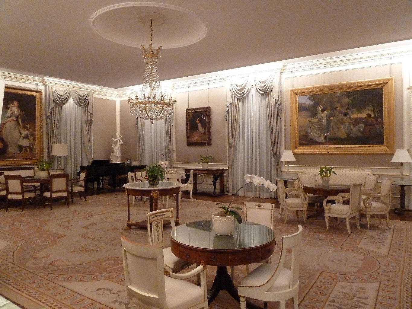 Zdjęcie wnętrza posiadłości 