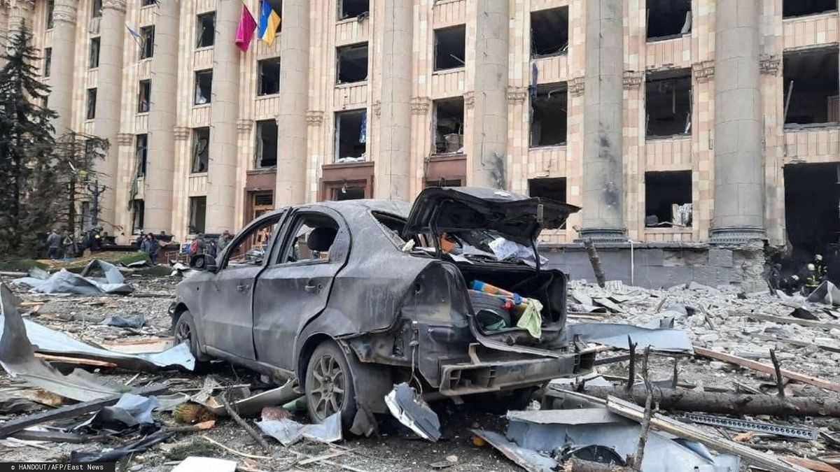 Makabryczny bilans bombardowania Charkowa: 21 zabitych, ponad 110 rannych po atakach
