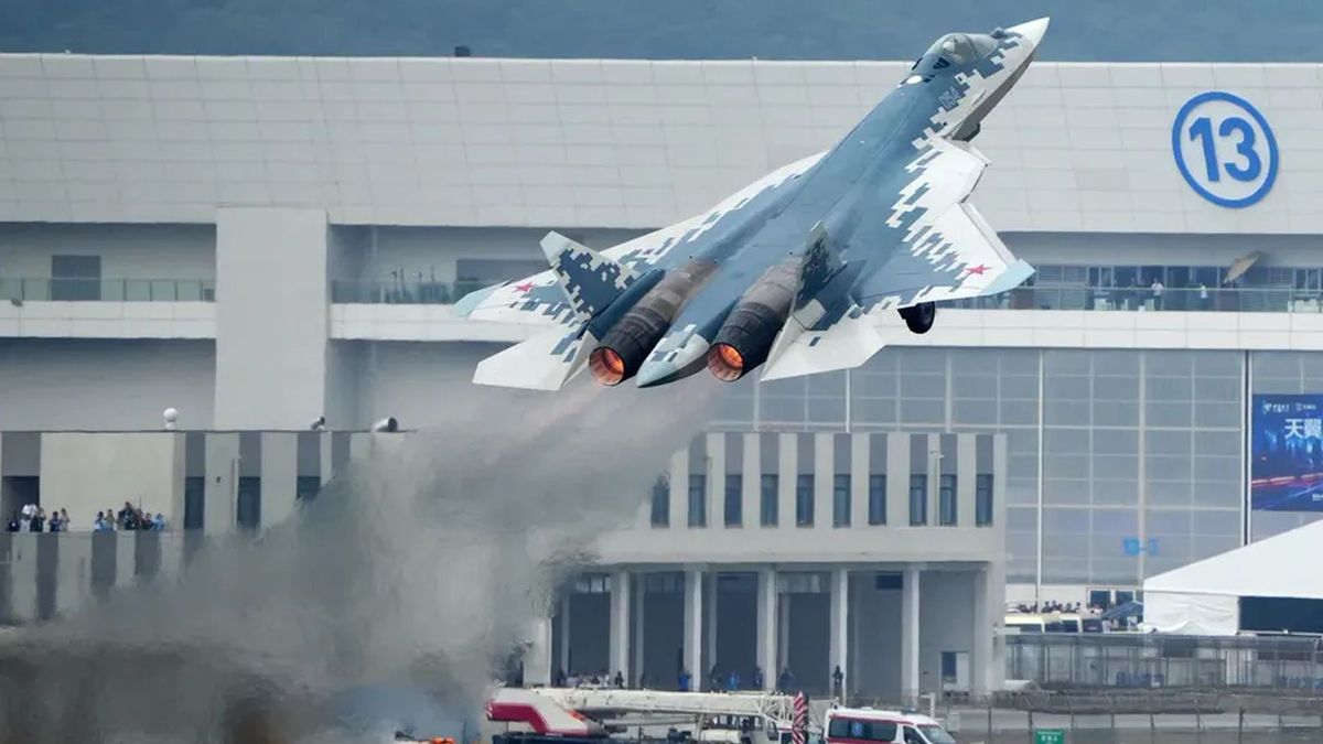 Su-57, zdjęcie poglądowe