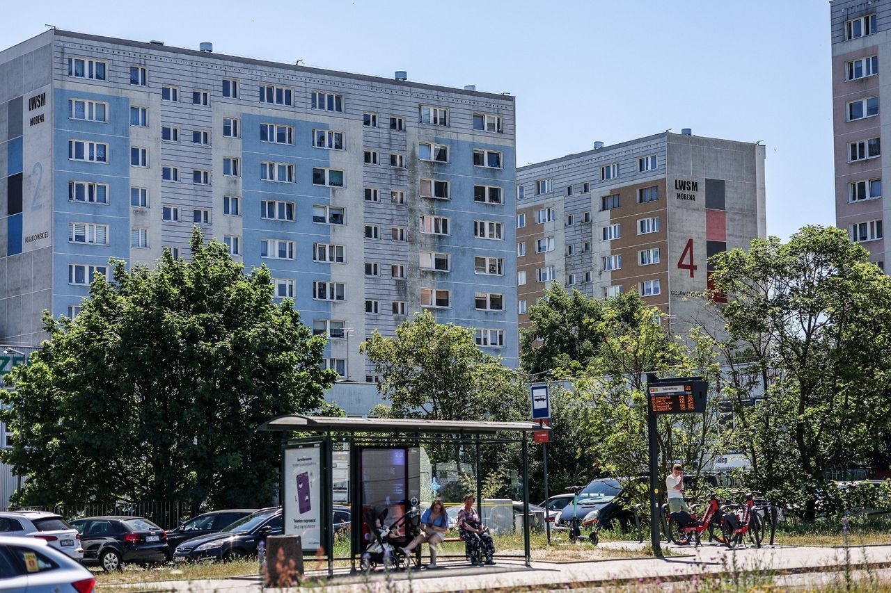 Ubywa mieszkań, kolejki rosną. Za moment może już być za późno