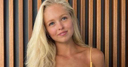 Wskoczyła w czarną mini. Córka byłej Miss Polonia znów zachwyciła