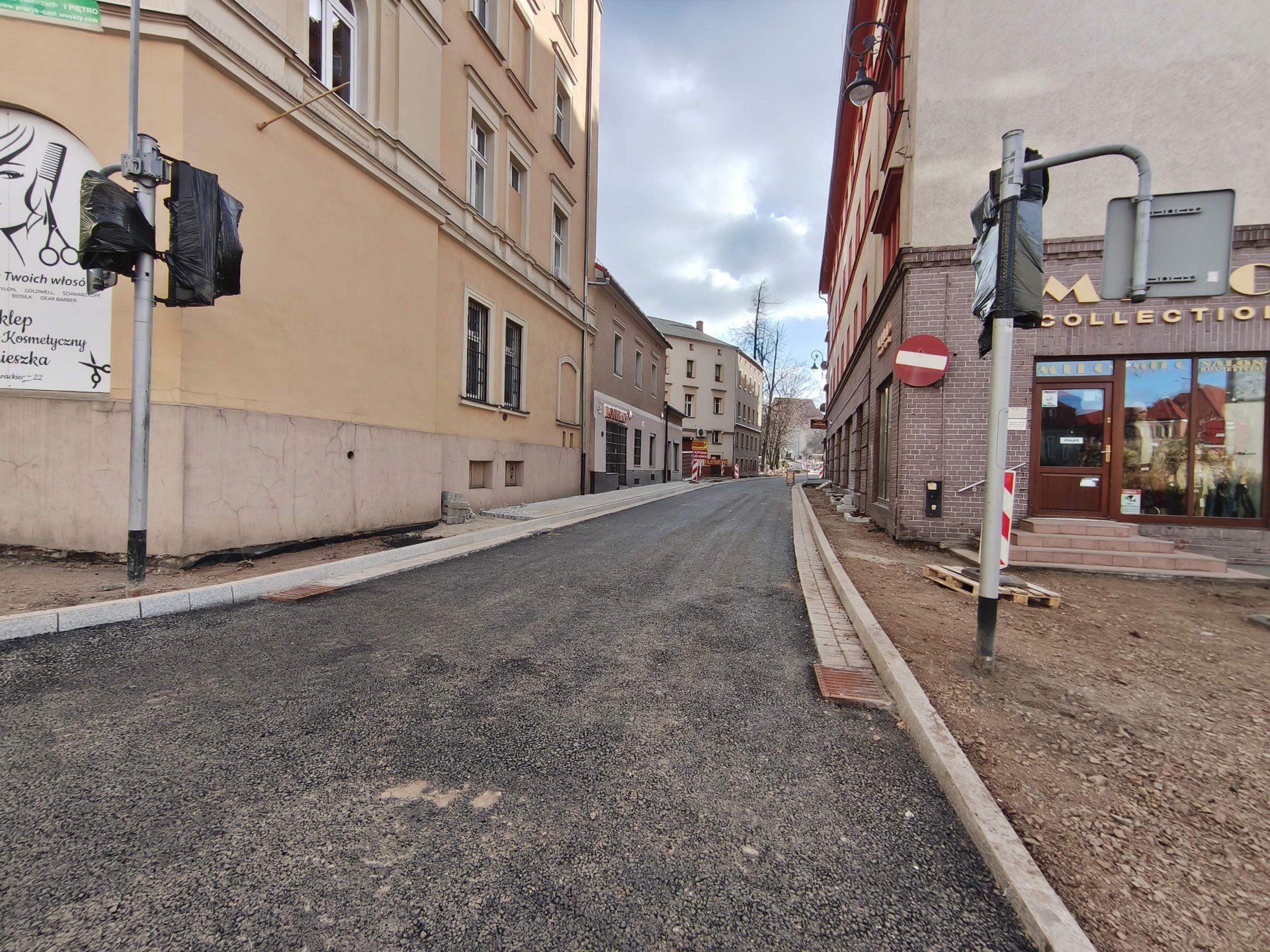 Ulica Limanowskiego w Wałbrzychu w remoncie