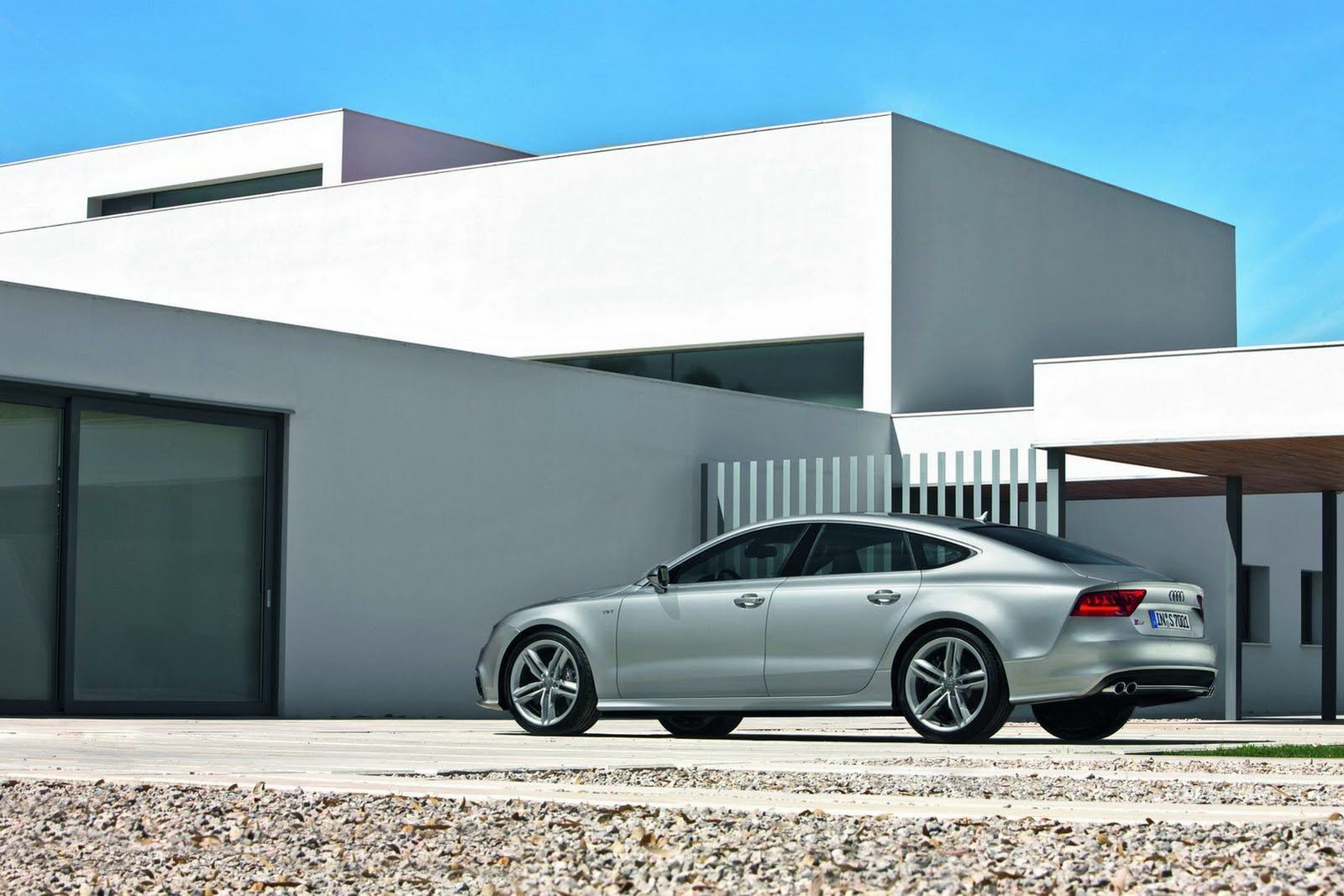 Audi-S7