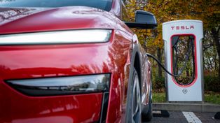 Tesla z ogromnym spadkiem w kraju elektryków. Tego nikt się nie spodziewał