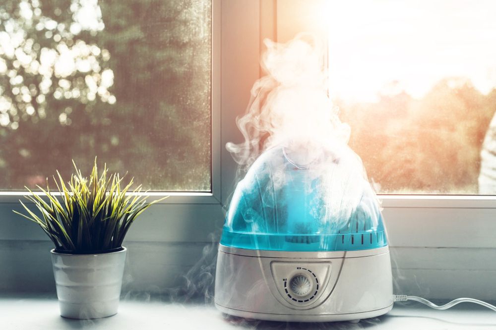 Nawilżacz pomoże uniknąć problemu suchego powietrza podczas ogrzewania domu