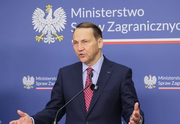 Incydent na Zachodnim Brzegu. Sikorski rozmawiał z szefem MSZ Izraela