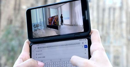 LG zapowiada ulepszone etui z dodatkowym ekranem. Dual Screen podoba mi się bardziej niż składane smartfony