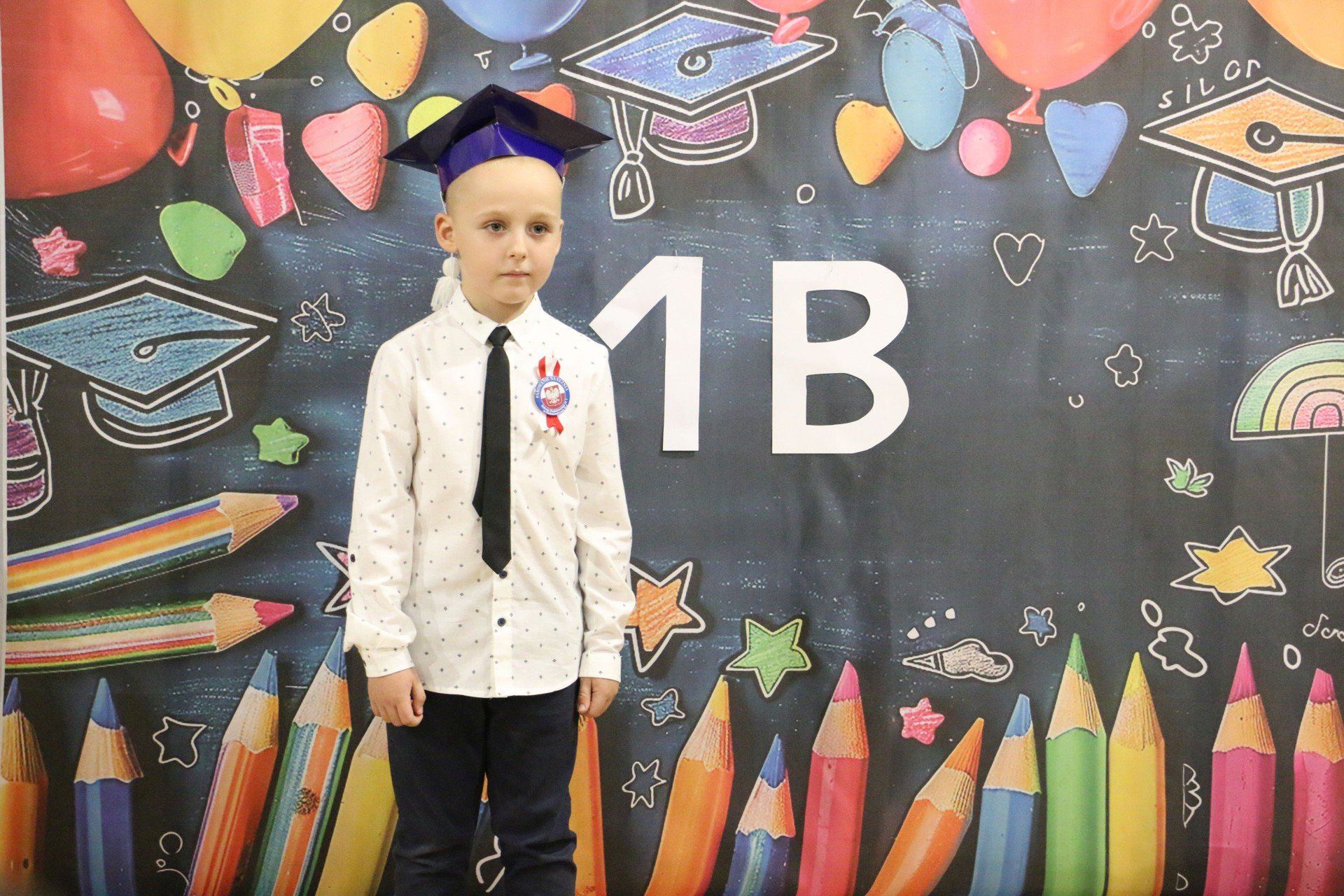 Pierwszy szkolny krok. Ślubowanie pierwszaków 2025 w aleksandrowskiej &#34;Jedynce&#34;