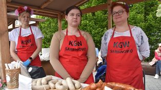 Pałucki Festiwal Smaków i Tradycji w Szubinie przyciągnął wielu wystawców i gości. Grały kapele, wzięcie miały lokalne specjały