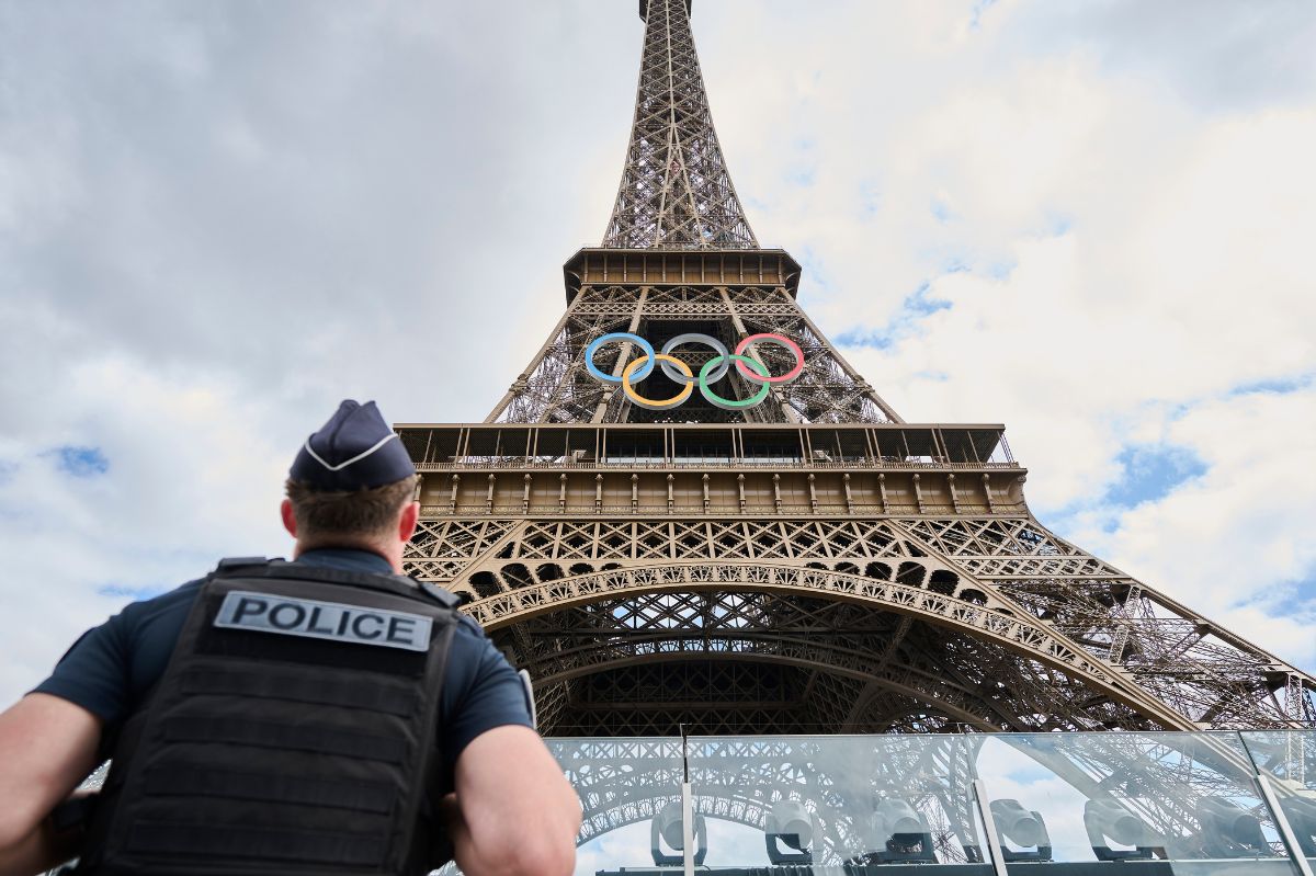 Paris police clamp down on prostitution as Olympics approach