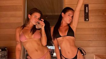 Odziana w bikini Julia Wieniawa saunuje z Natsu, która dumnie ogłasza: "Wygrałam nocowankę" (FOTO)