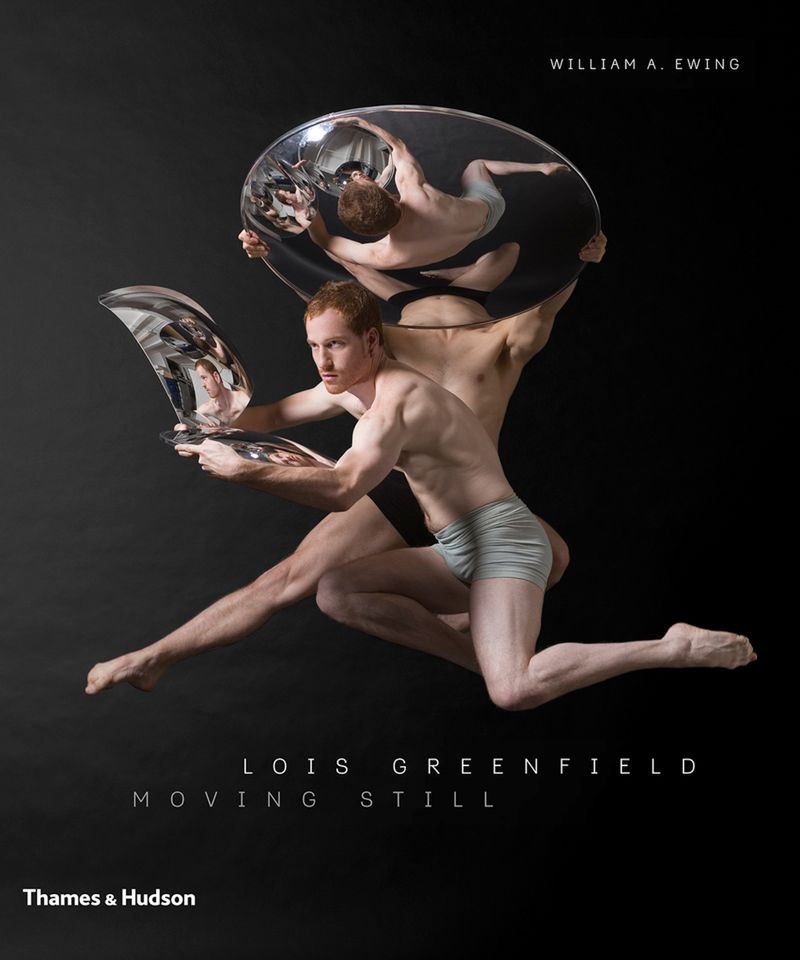 "Ta chwila może istnieć tylko na fotografii" - Lois Greenfield opowiada o fotografowaniu tancerzy Haselbladem z lat 80. 13