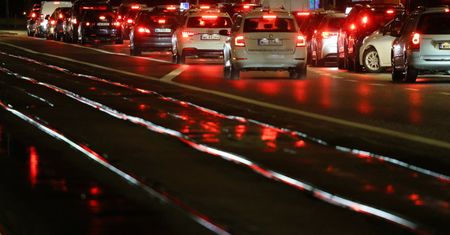 Paraliż parkingu w warszawskiej galerii. Trzy godziny w korku