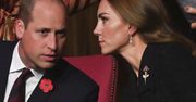 Szczuplutka księżna Kate na Festival of Remembrance. Cała na czarno