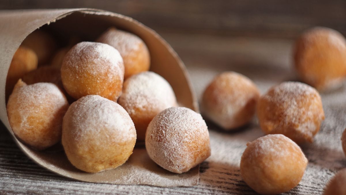 Małe pączki z twarogu