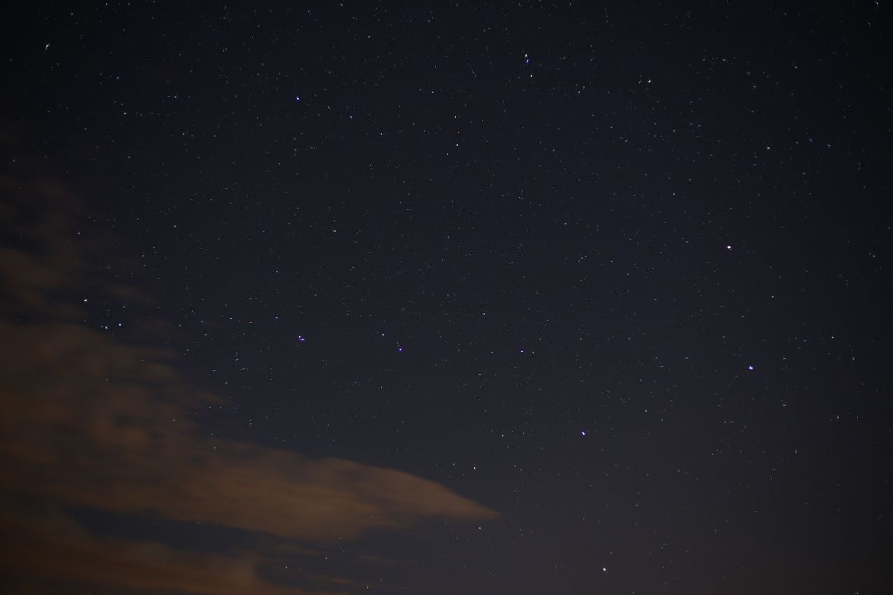 50 mm, 1/0.125 s, f/2.2, ISO 1600,  Pełna rozdzielczość