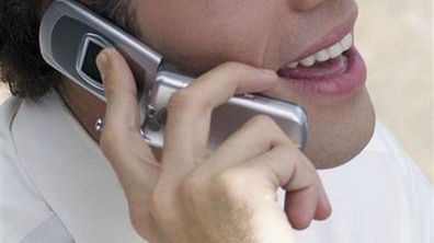 Ładowanie komórki głosem podczas rozmowy 1