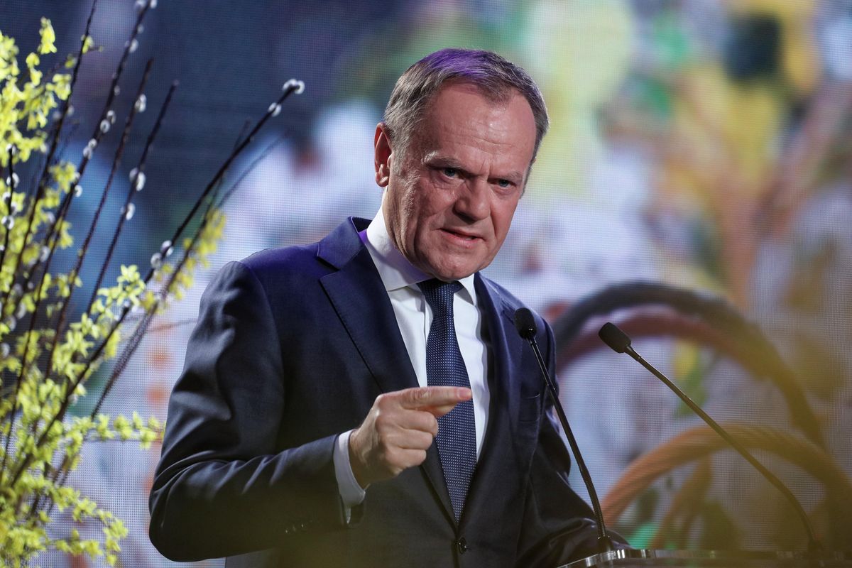 Donald Tusk składa Polakom życzenia wielkanocne. Pokazał zdjęcie 