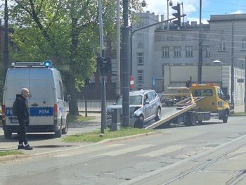 Wypadek na ul. Kilińskiego w Łodzi. Kierowca uciekł
