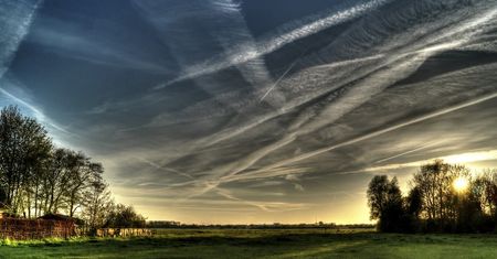 Biopaliwa, a może ciekły wodór - jaka przyszłość czeka lotnictwo