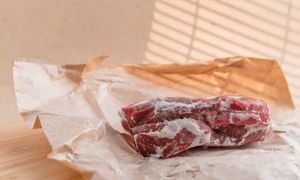 Mrozisz mięso w ten sposób? To może być niebezpieczne