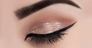Metaliczny makijaż hitem sezonu! Sprawdź, jak go nosić
