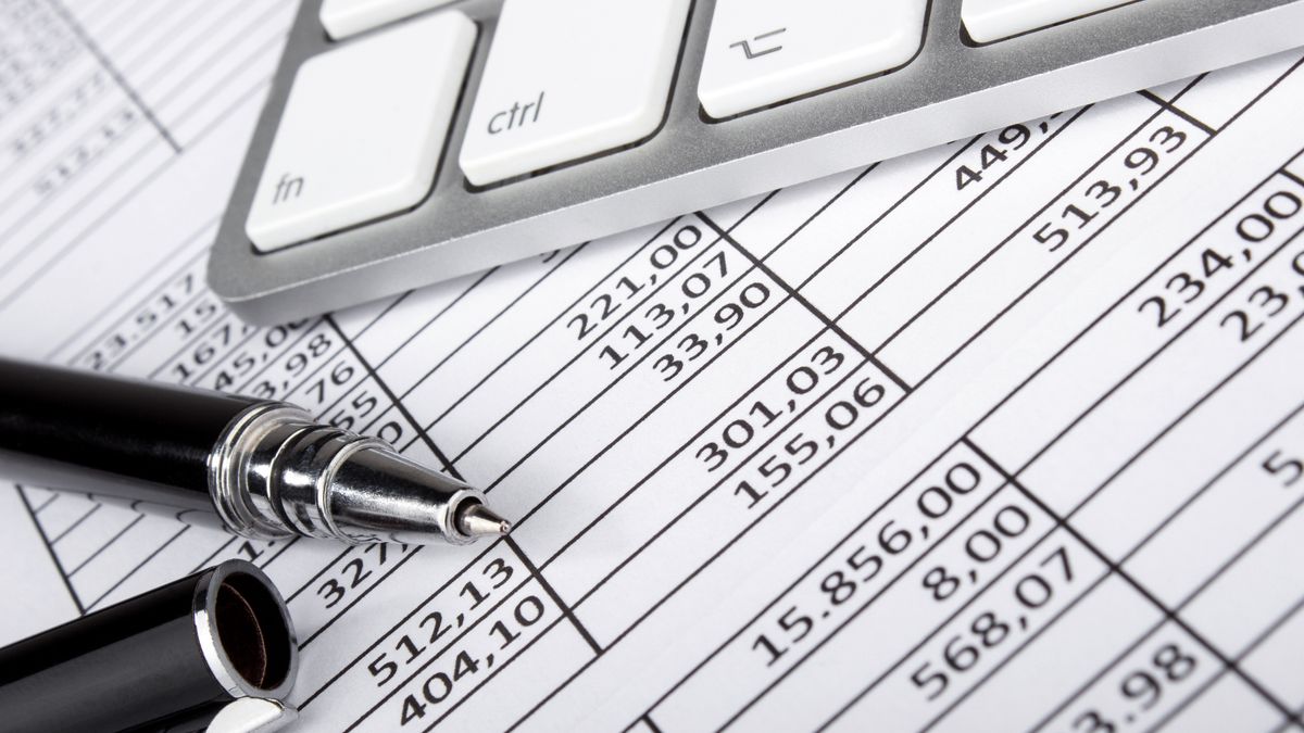 Korzystanie z usługi faktoringu jest bardzo proste. Wystarczy wgrać fakturę do systemu w iPKO, określić parametry finansowania (okres finansowania i kwotę brutto), a bank zajmie się już resztą.