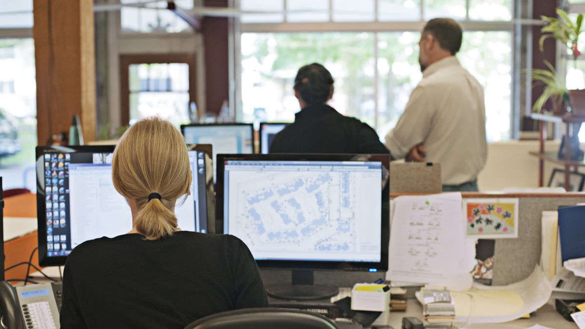 Praca w ministerstwie nawet po szkole średniej?